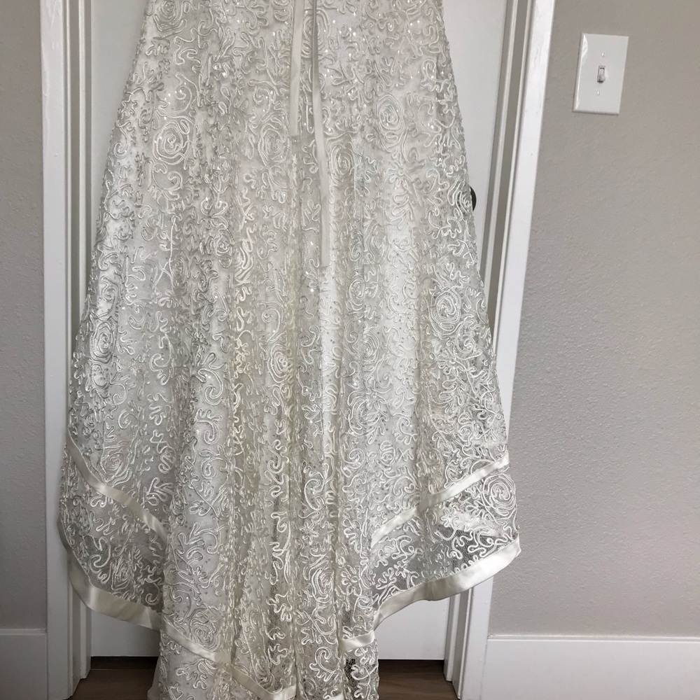 Ivory/Champagne Mermaid One Shoulder Wedding Dress - Picture 7 of 8